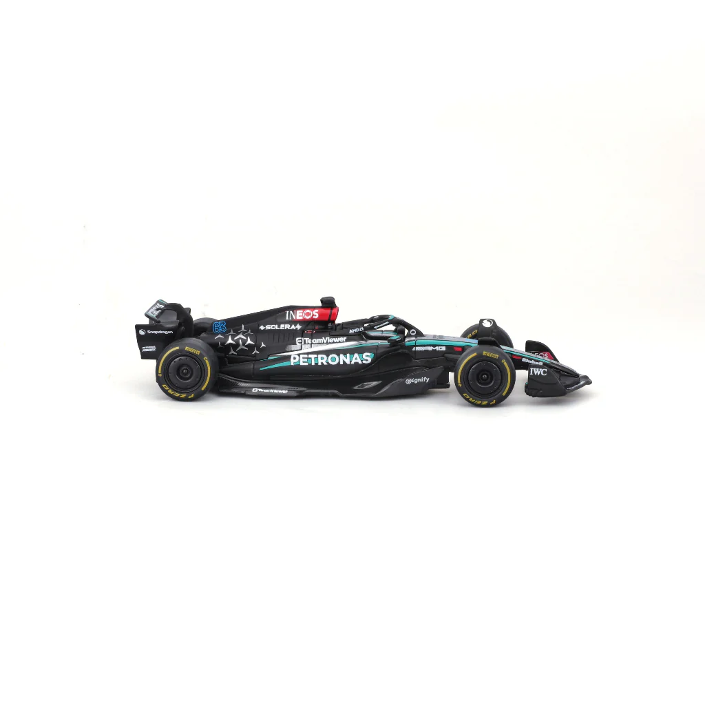 Auto Escala 1:43 Race Mercedes W15 George Russell 2024 - Image 8