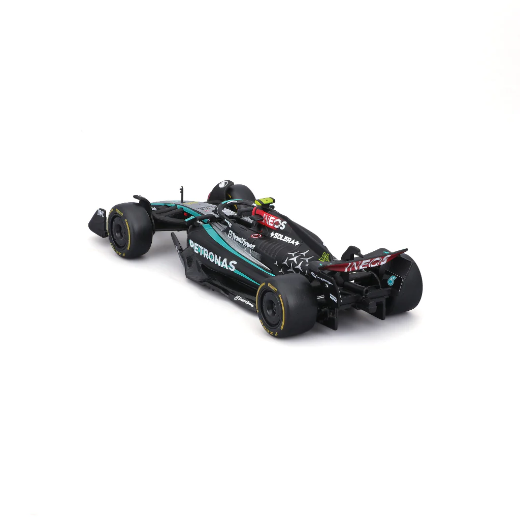 Auto Escala 1:43 Race Mercedes W15 Lewis Hamilton 2024 - Image 12
