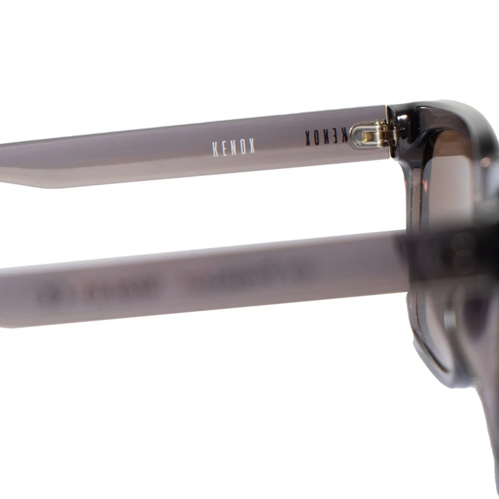Combo Bandolera Cruzada Gris + Lentes De Sol Kuta - Image 10