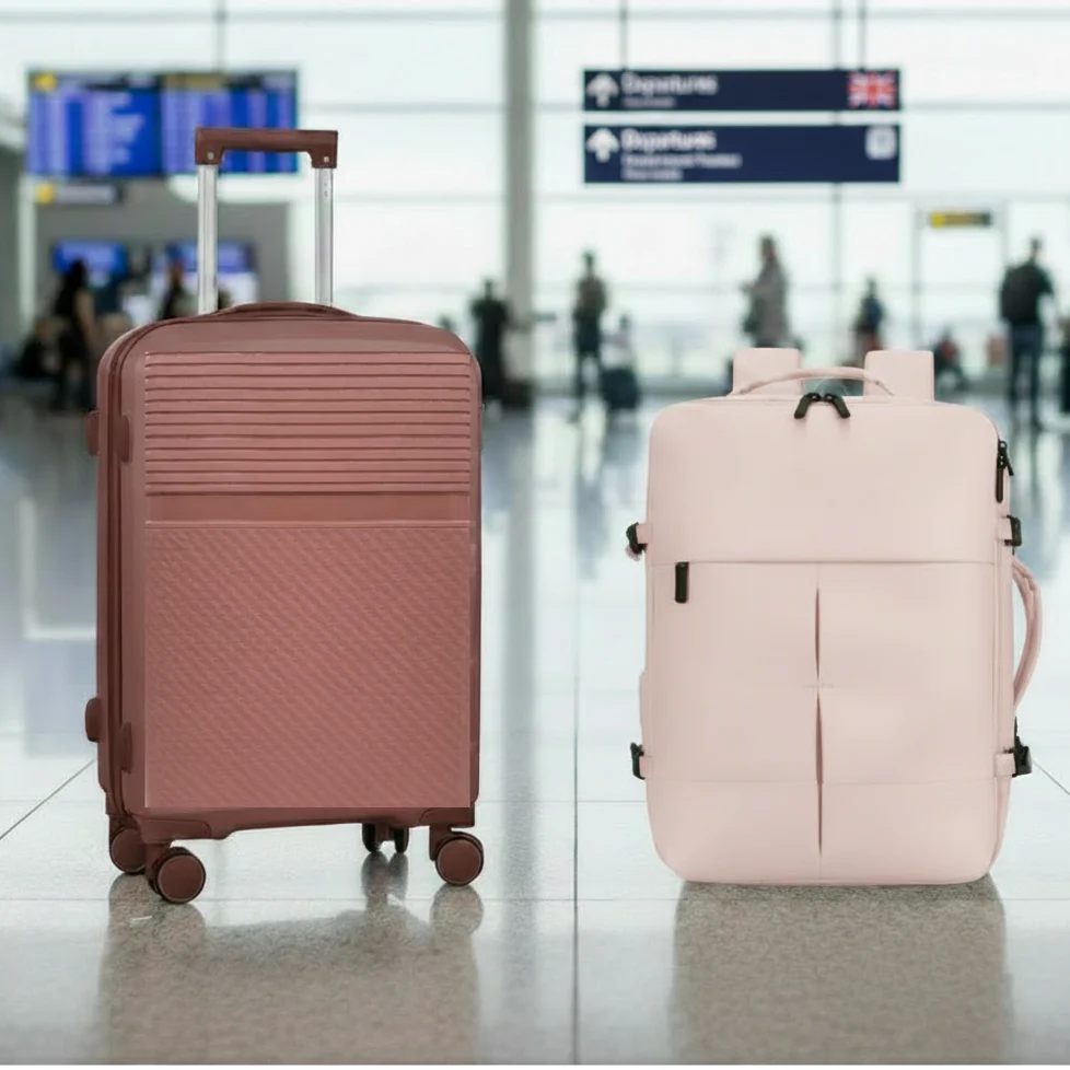 Combo Maleta (S) Rosado Oscuro y Mochila Viaje Viral Cabina 36L Pink. Pack Travel