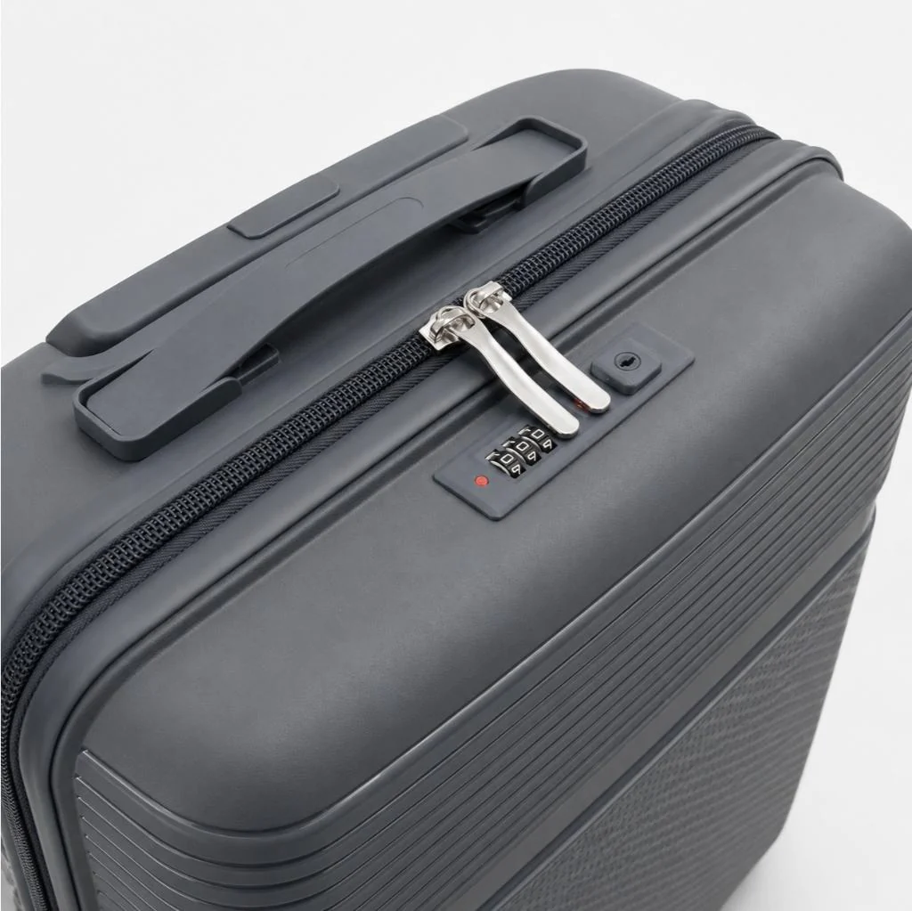 Combo 2 Maletas Carry On Cabina Ultra Resistente Premium S 20 Pulgadas Marksman Gris Grafito + Azul Royal - Image 9