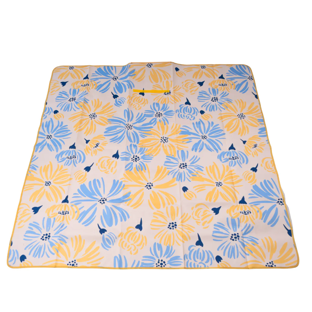 Manta Picnic y Playa Impermeable Amarilla Flores - Image 6